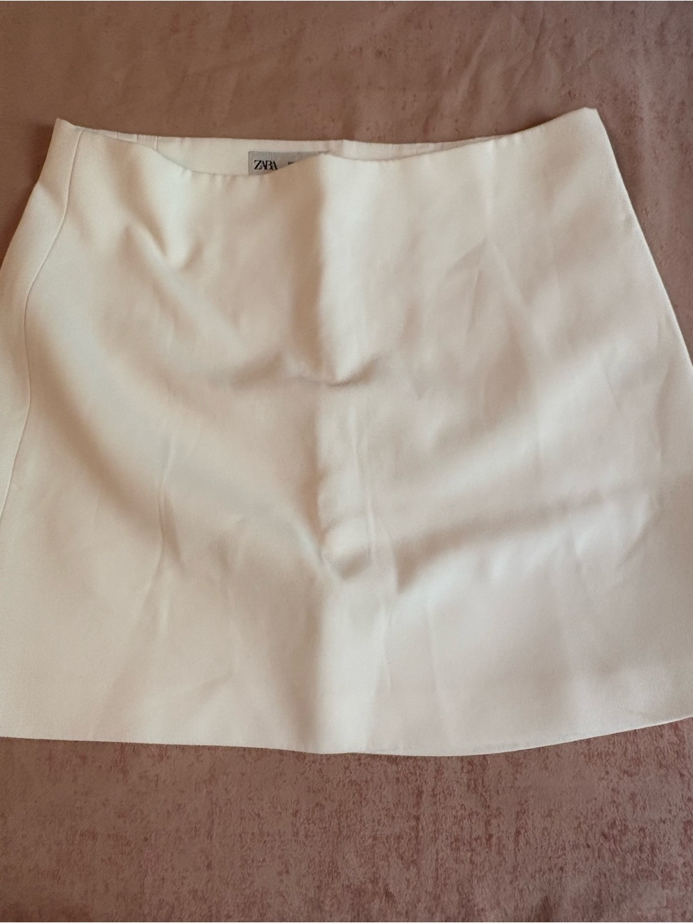 Zara Cream-White Skirt with Subtle Sheen
